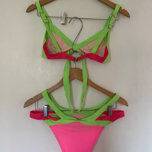 Agent Provacateur "Mazzie" Bikini, Size 6 top with Size 8 bottom - Picture 3 of 5